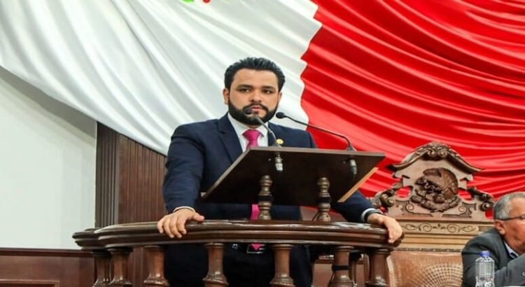 El legislador de Morena propone aumentar los recursos a la investigación científica en Coahuila