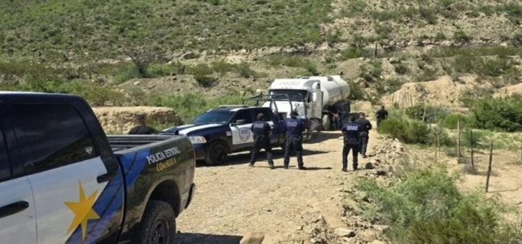 Son detenidas cinco personas por ordeña de hidrocarburos y aseguran 44 mil litros
