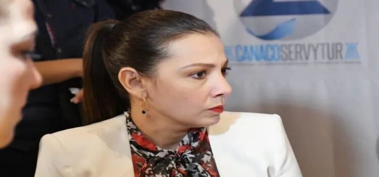 Le revocan presuntamente la visa a Sonia Villarreal y a su esposo