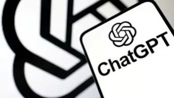 ChatGPT supera récords: alcanza 700 millones de usuarios activos semanales y más de 3 mil millones de mensajes diarios