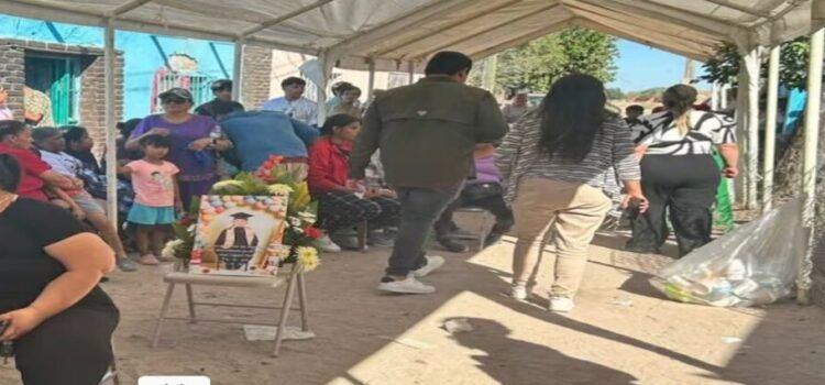 Dan despedida al niño Anuel en el estado de Coahuila