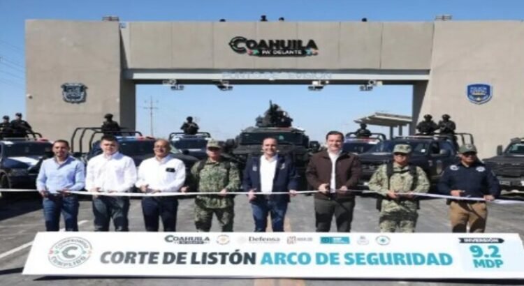 El estado de Coahuila se inauguran un arco carretero y cuartel estatal en Hidalgo El estado de Coahuila se inauguran un arco carretero y cuartel estatal en Hidalgo