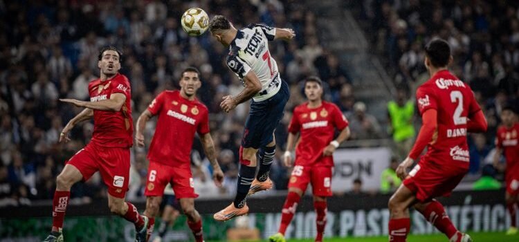 Monterrey toma ventaja; Tigres y Cruz Azul dejan todo para la vuelta tras igualar en la ida Monterrey toma ventaja; Tigres y Cruz Azul dejan todo para la vuelta tras igualar en la ida